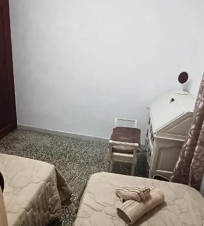 Apartamento Con 4 דירה *